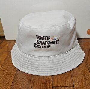 Reversable M&Ms Sweet Tour Bucket Hat